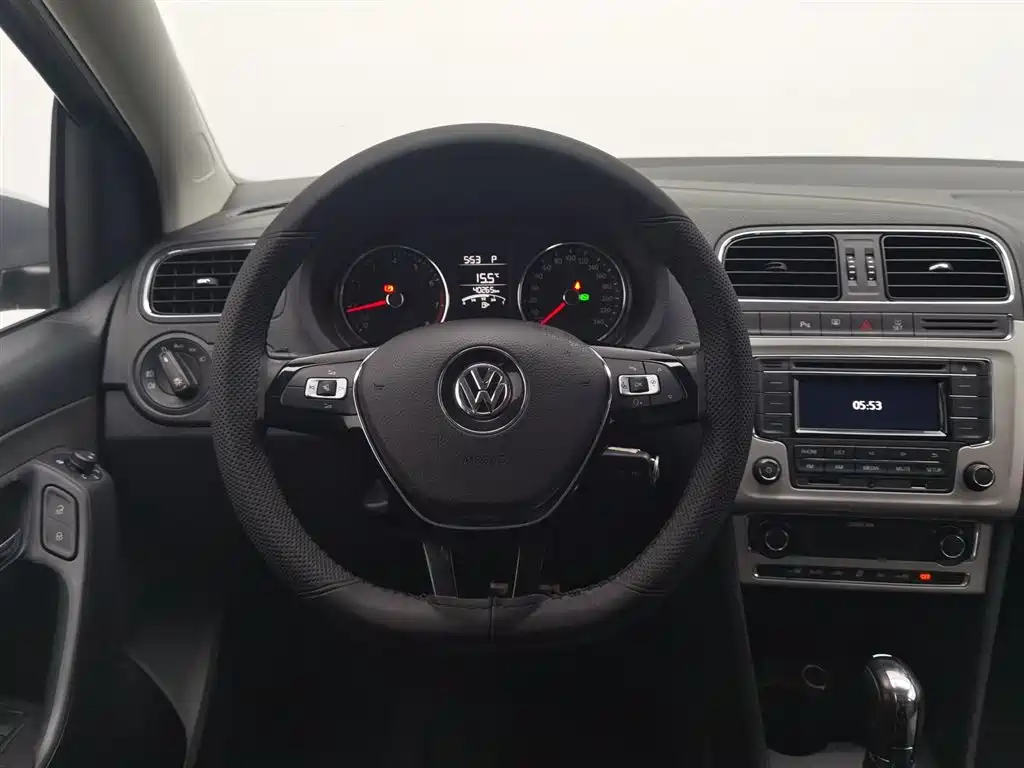 Volkswagen Volkswagen Polo 2016 1.6L Cross Polo Automatic 2016 - thumbnail 11