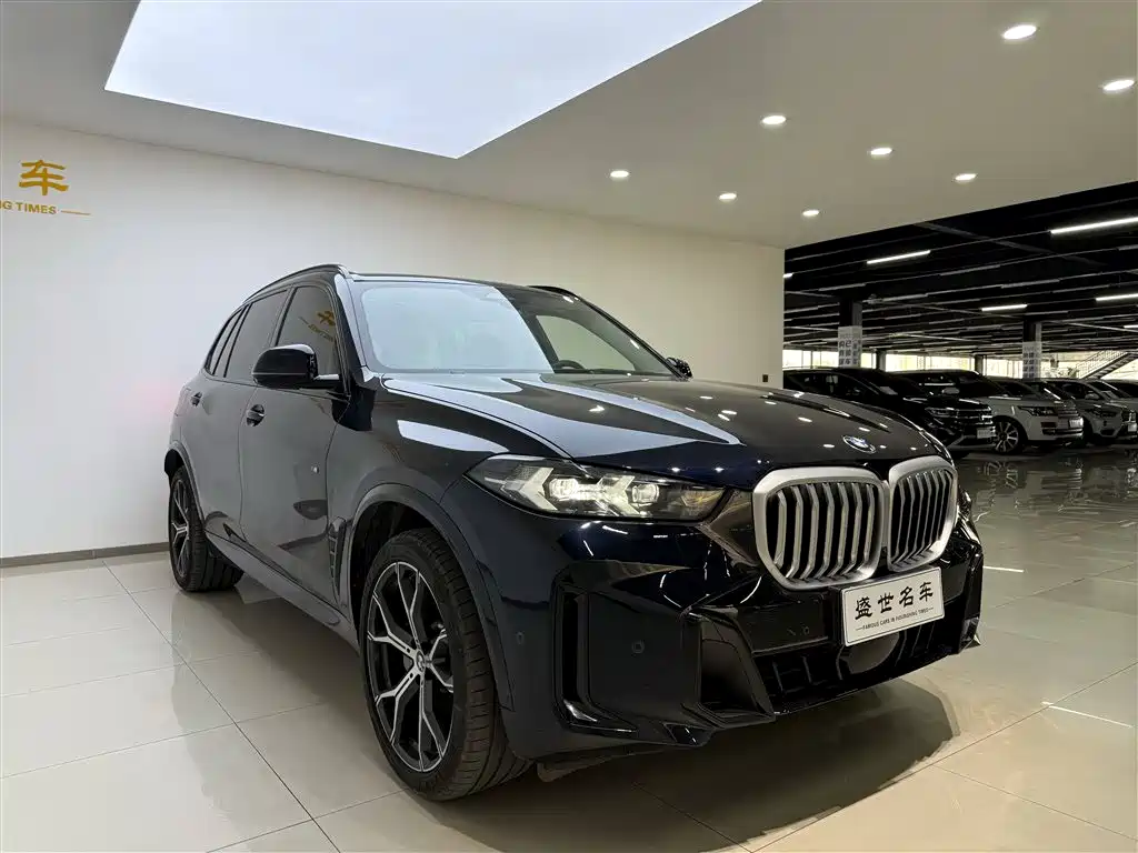 BMW BMW X5 2025 xDrive 30Li M Sport Shadow Night Package 2024 - thumbnail 4