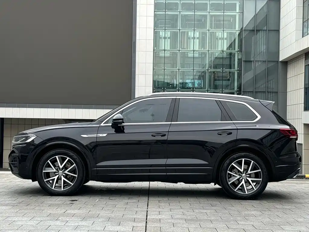 Volkswagen Volkswagen Touareg 2019 3.0TSI R-Line Edition VI 2020 - thumbnail 5