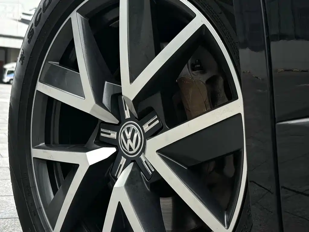 Volkswagen Volkswagen Touareg 2019 3.0TSI R-Line Edition VI 2020 - thumbnail 7