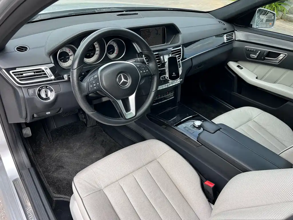Mercedes-Benz Mercedes-Benz E-Class 2015 E 320 L Sport Luxury Edition 2017 - thumbnail 3