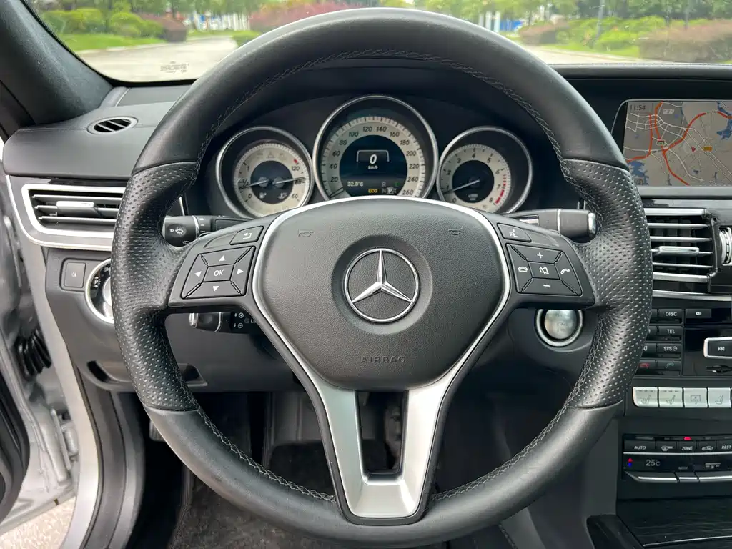 Mercedes-Benz Mercedes-Benz E-Class 2015 E 320 L Sport Luxury Edition 2017 - thumbnail 7