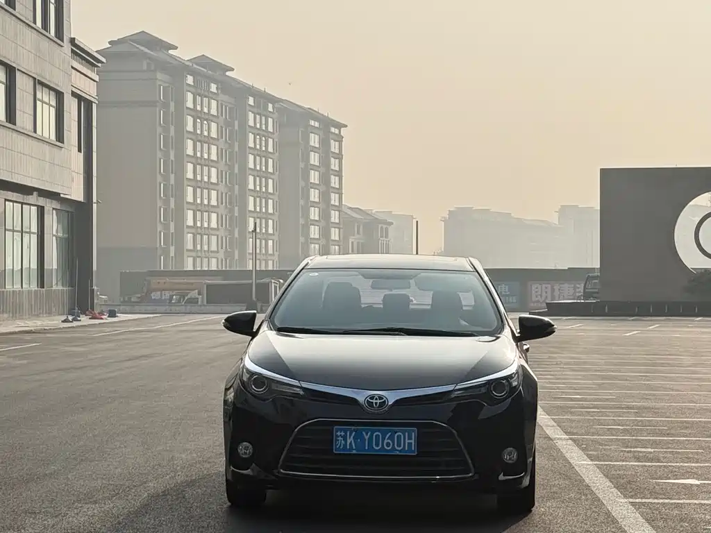 Toyota Toyota Corolla 2017 1.2T G CVT Elite Edition 2017 - thumbnail 2