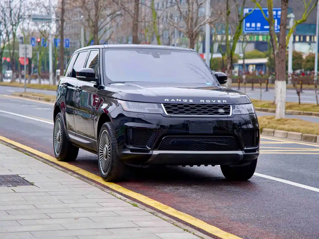 Land Rover Range Rover Sport 2018 3.0 SC V6 Dynamic SE 2019 - thumbnail 3