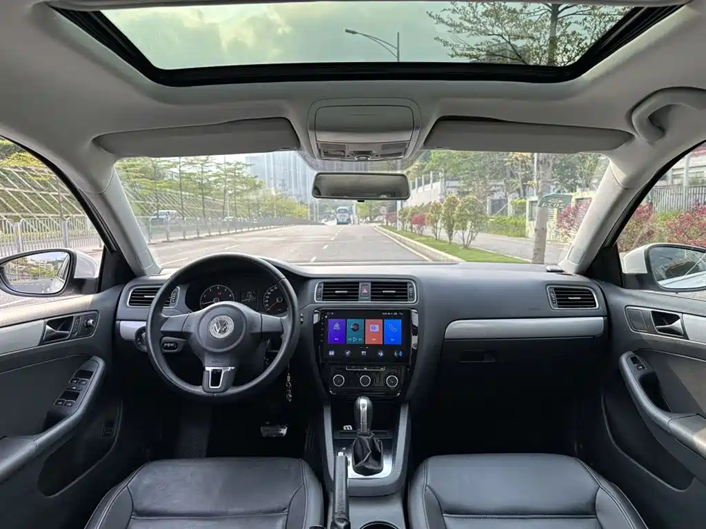 Volkswagen Volkswagen Sagitar 2014 1.6L Automatic Comfort Edition 2014 - thumbnail 15