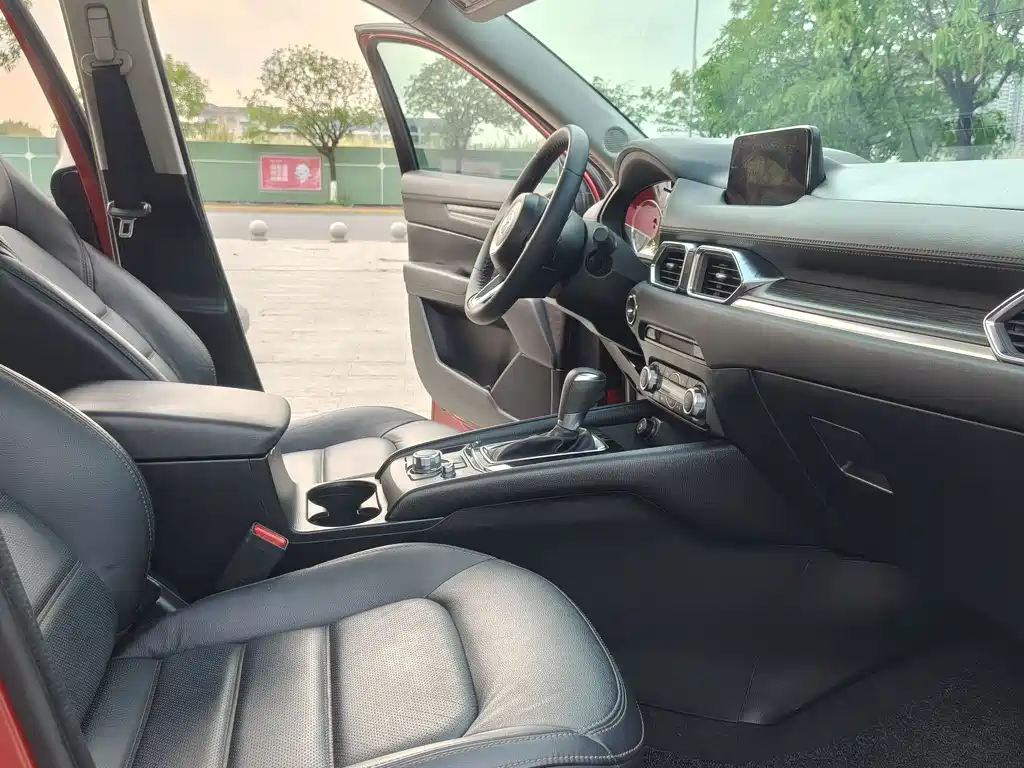 Mazda Mazda CX-5 2017 2.0L Automatic AWD Smart Enjoy Edition China V 2018 - thumbnail 5