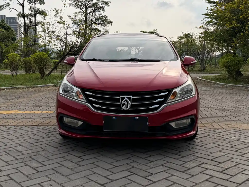 Baojun Baojun 310 2016 1.2L Manual Luxury Edition 2016 - thumbnail 2