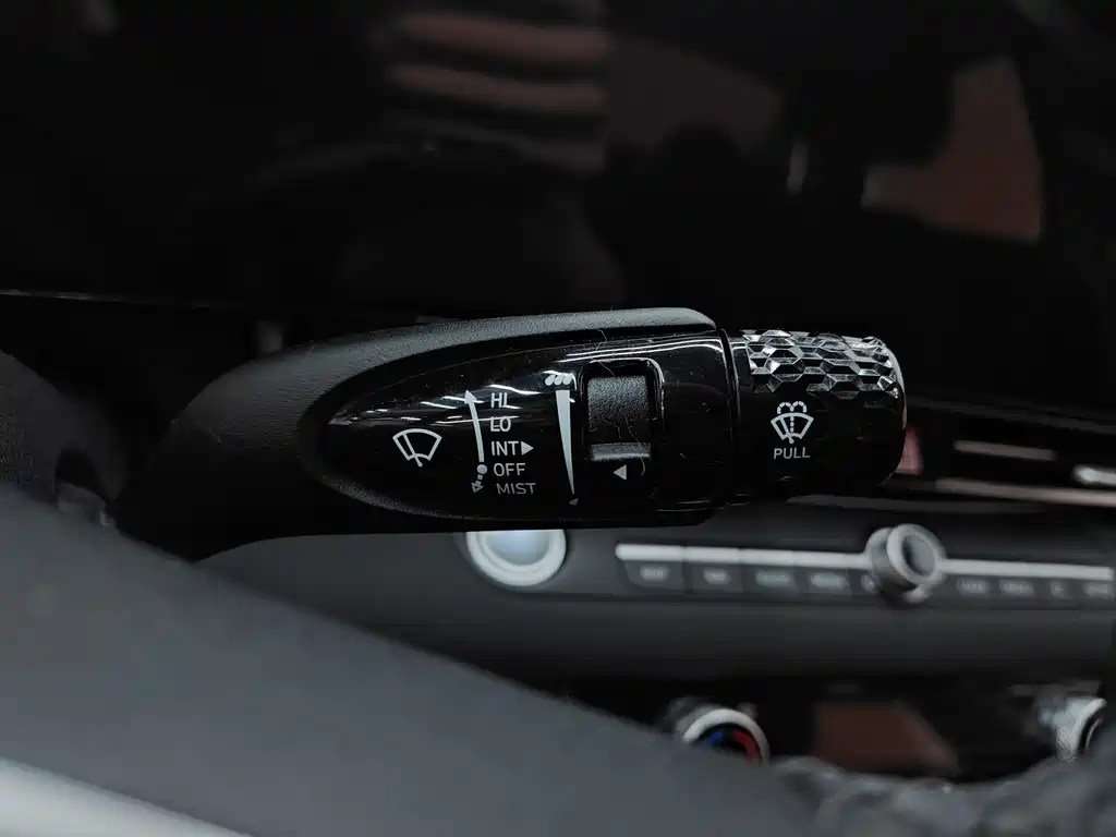 Hyundai Hyundai Elantra 2023 1.5L CVT LUX Premium Edition 2024 - thumbnail 22