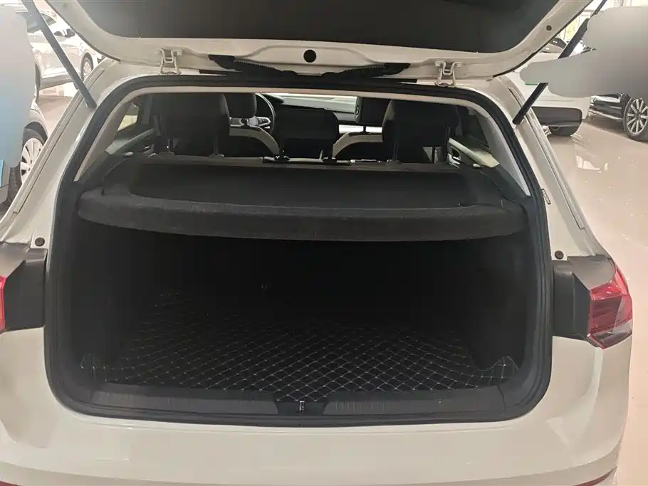 Volkswagen Volkswagen Golf 2021 280TSI DSG Pro 2021 - thumbnail 4