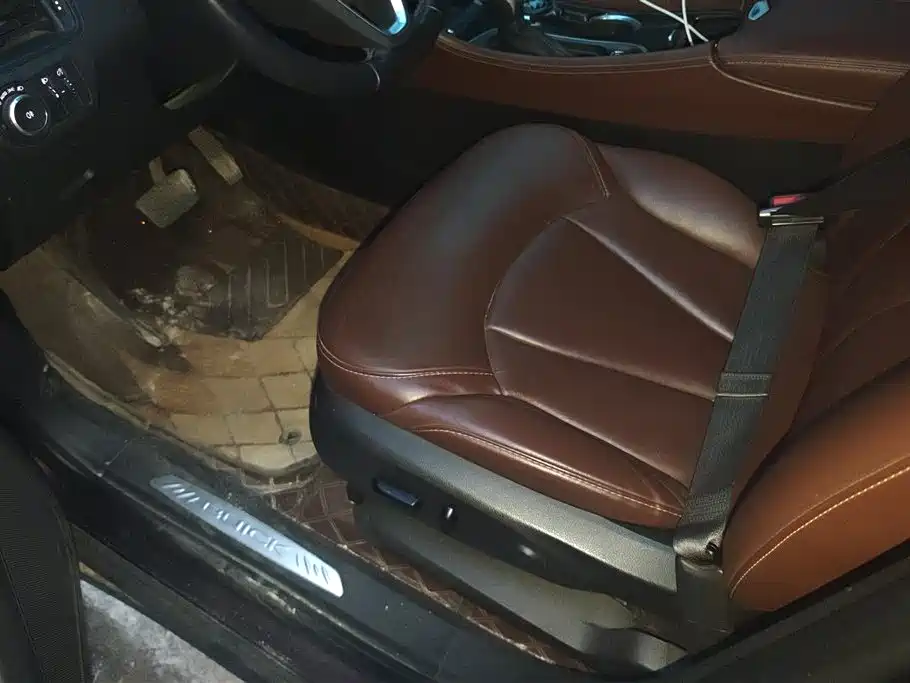 Buick Buick Envision Plus 2021 532T FWD Premium Edition 2021 - thumbnail 8