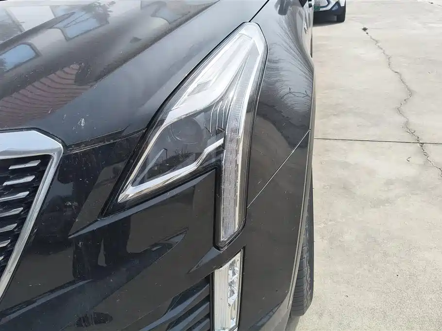 Cadillac Cadillac XT5 2022 2.0T FWD Luxury 2022 - thumbnail 5