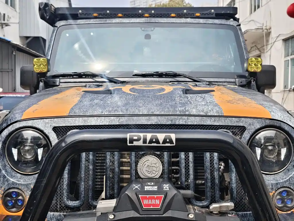 Jeep Jeep Wrangler 2013 3.6L Sahara Two-Door Version 2014 - thumbnail 4