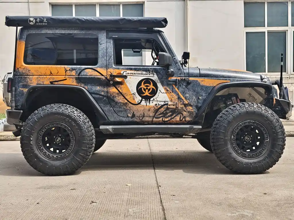 Jeep Jeep Wrangler 2013 3.6L Sahara Two-Door Version 2014 - thumbnail 23