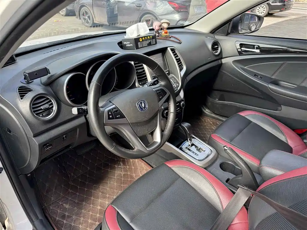 Changan Yidong XT 2016 1.6L Automatic Juncool Edition 2016 - thumbnail 4