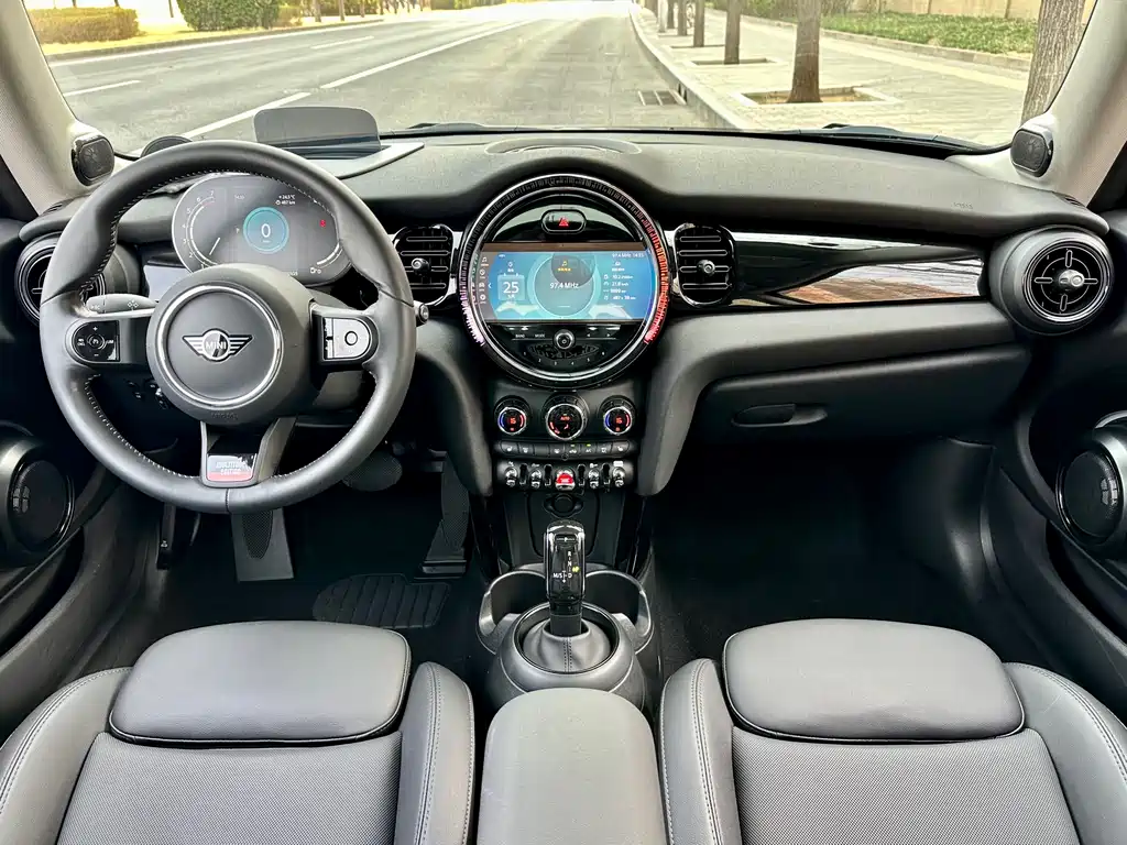 MINI MINI 2023 1.5T COOPER Aurora Special Edition 2023 - thumbnail 5