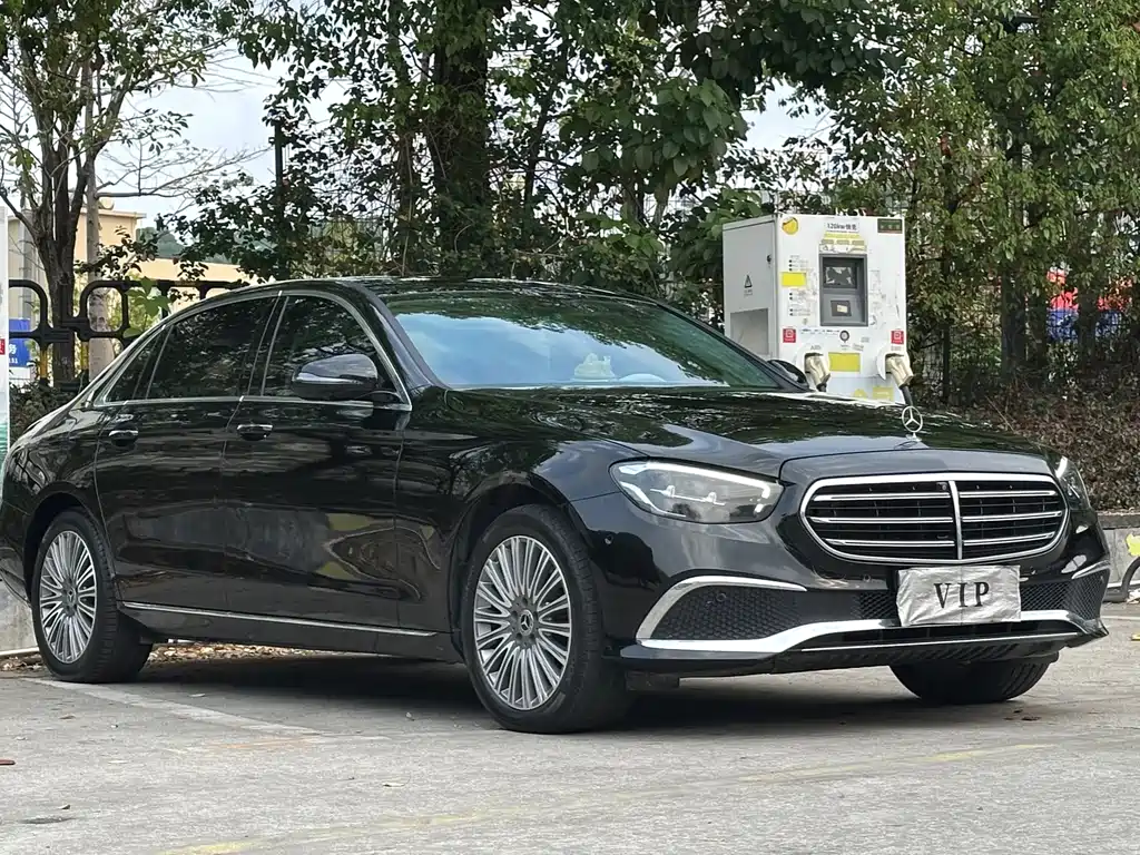 Mercedes-Benz Mercedes-Benz E-Class 2022 E 300 L Sport Fashion Edition 2022 - thumbnail 3