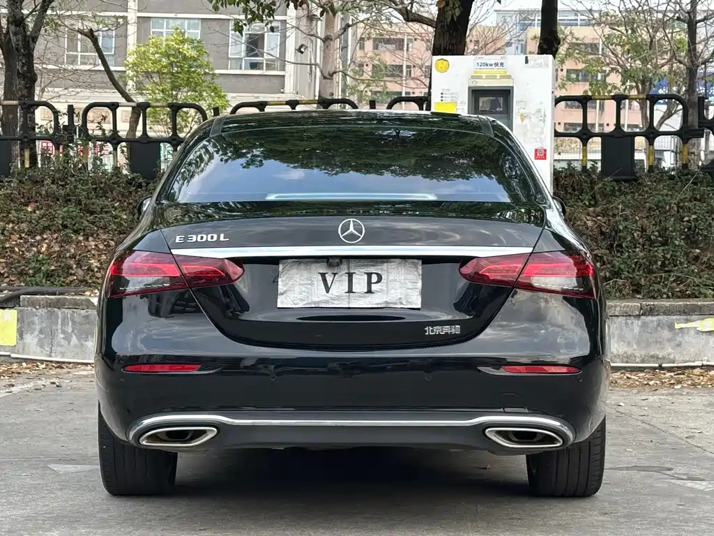 Mercedes-Benz Mercedes-Benz E-Class 2022 E 300 L Sport Fashion Edition 2022 - thumbnail 8