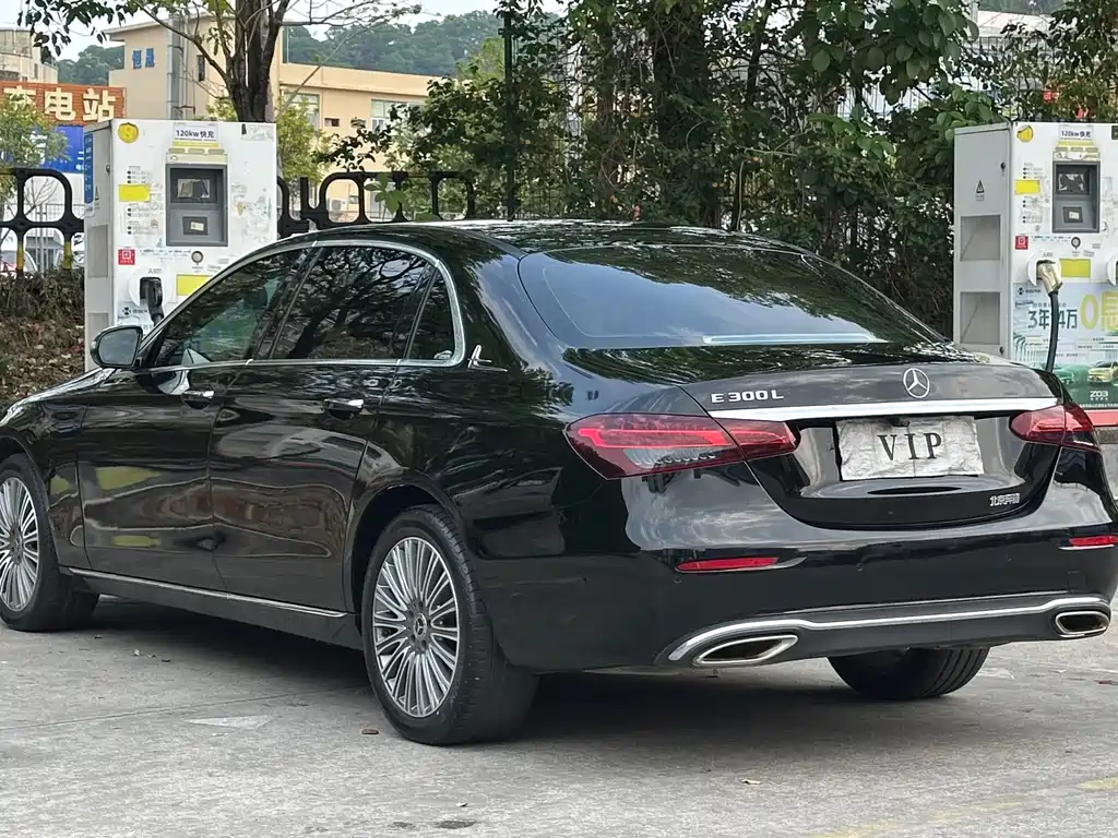 Mercedes-Benz Mercedes-Benz E-Class 2022 E 300 L Sport Fashion Edition 2022 - thumbnail 9