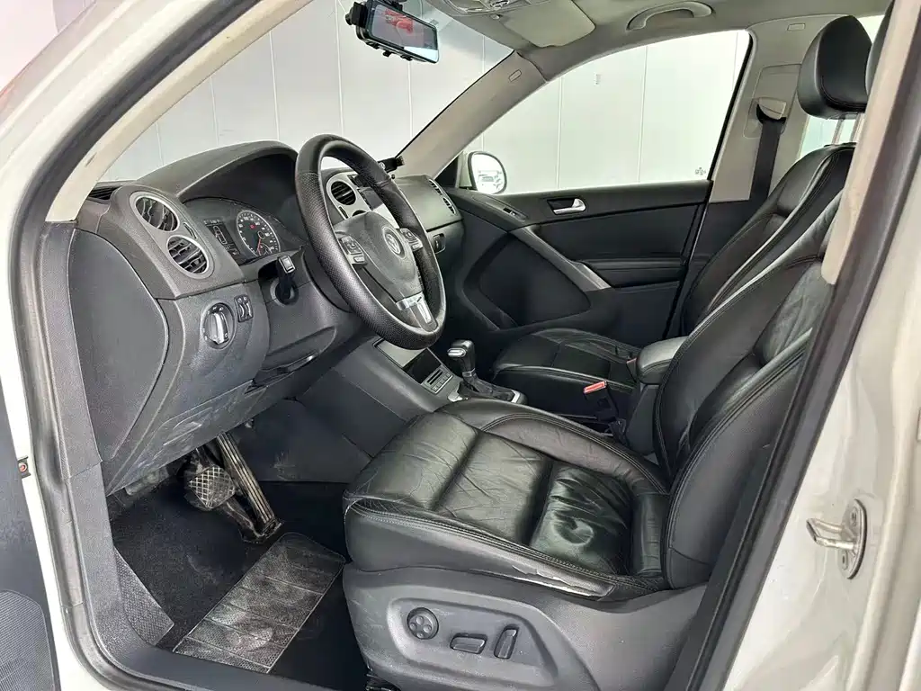 Volkswagen Tiguan 2010 1.8TSI Automatic AWD Elite Edition 2011 - thumbnail 6