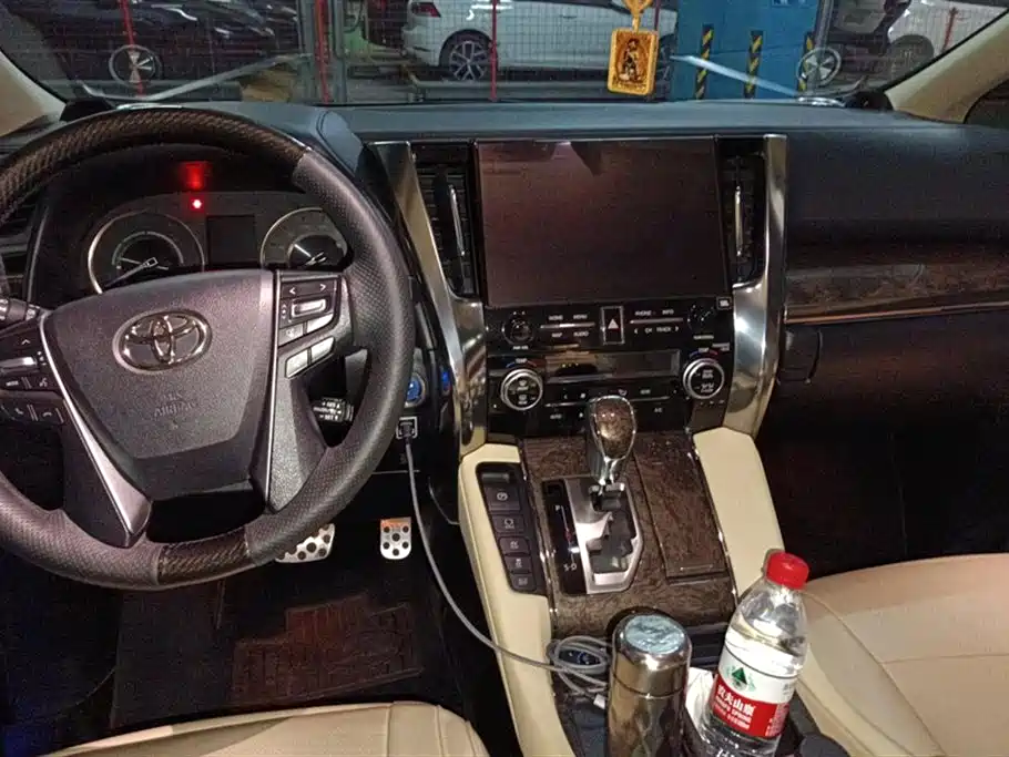 Toyota Alphard 2021 Crown Hybrid 2.5L HV Luxury Version 2022 - thumbnail 12