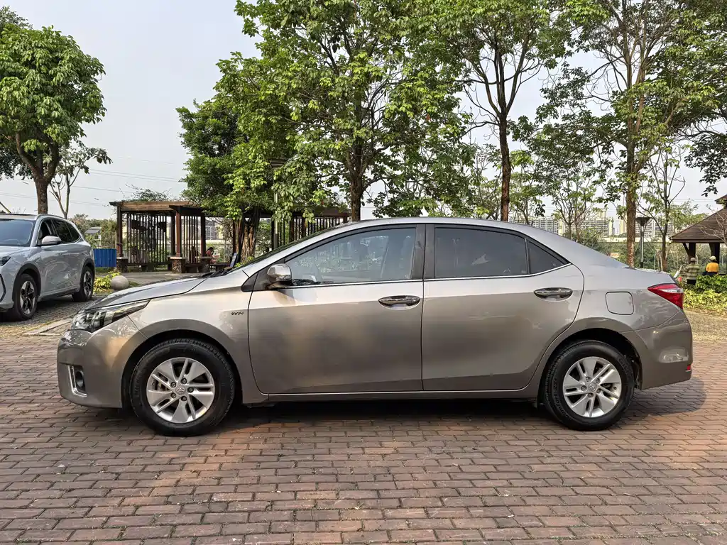 Toyota Toyota Corolla 2014 1.6L CVT GL 2016 - thumbnail 3