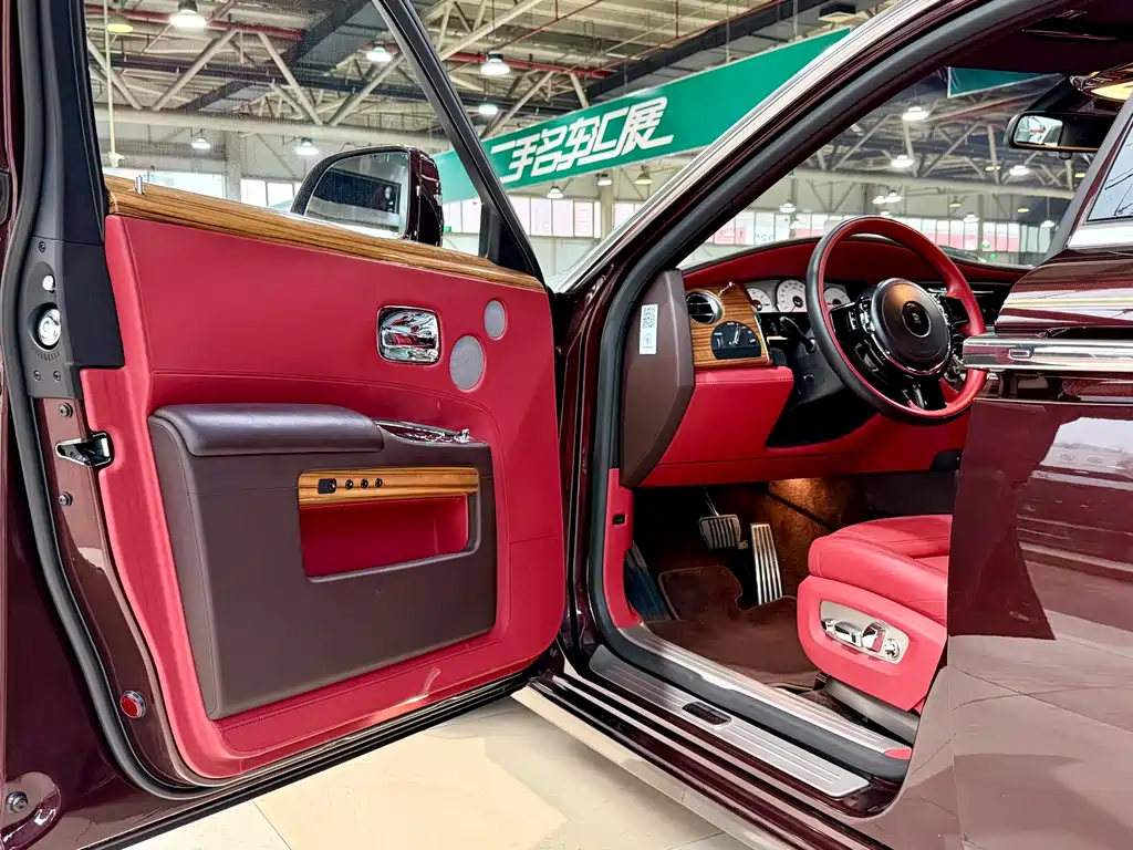 Rolls-Royce Ghost 2018 6.6T Extended Wheelbase 2018 - thumbnail 12