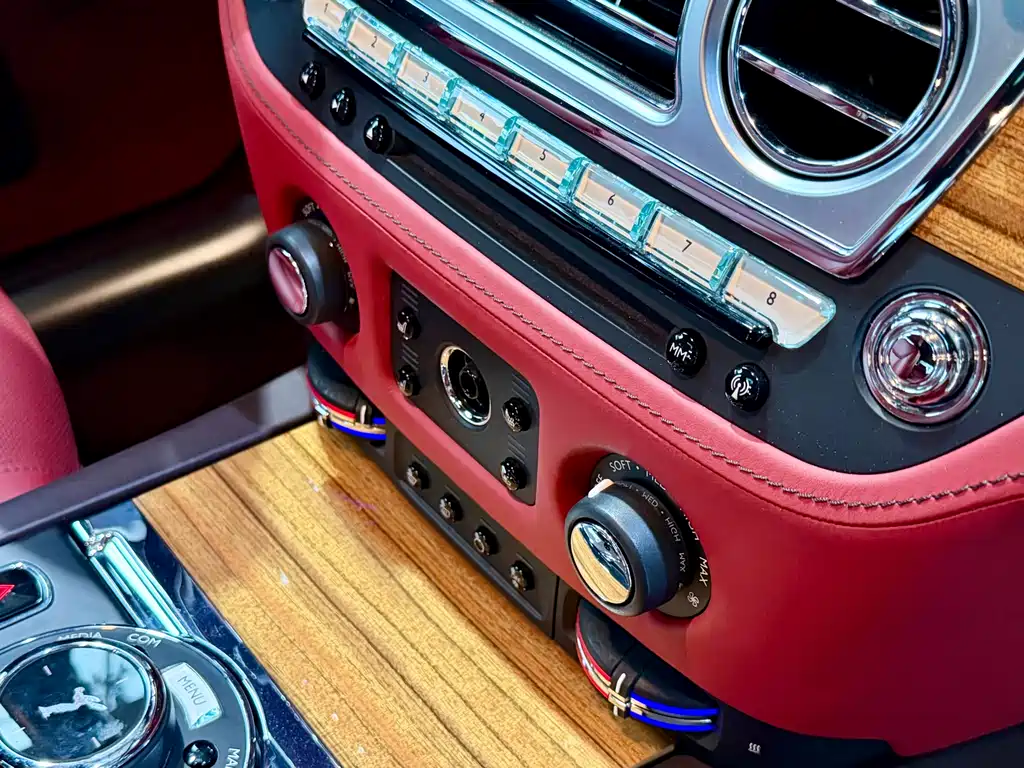 Rolls-Royce Ghost 2018 6.6T Extended Wheelbase 2018 - thumbnail 23