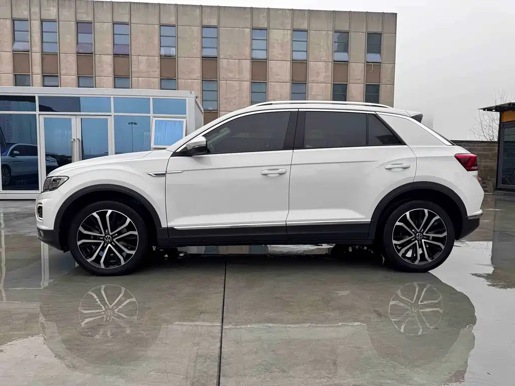 Volkswagen T-ROC 2022 280TSI DSG Front-Wheel Drive Comfort Plus 2022 - thumbnail 3