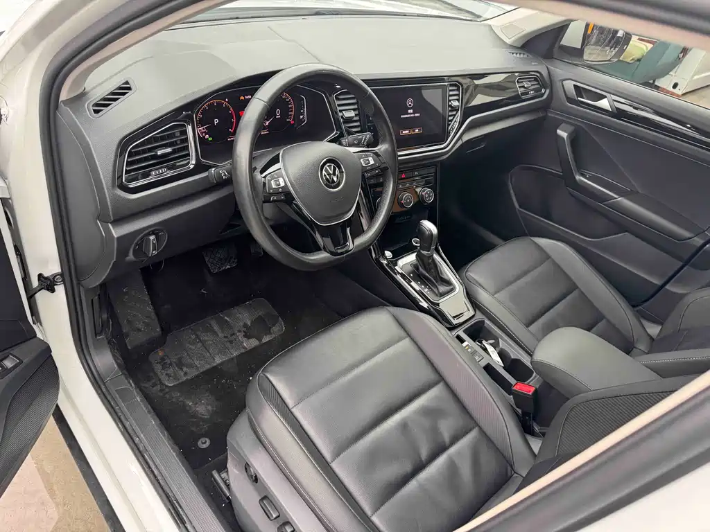 Volkswagen T-ROC 2022 280TSI DSG Front-Wheel Drive Comfort Plus 2022 - thumbnail 6
