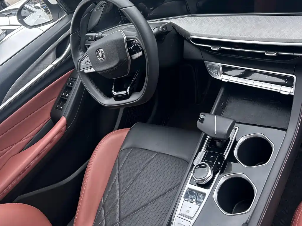 Changan Yidong 2022 PLUS Blue Whale NE 1.4T GDI DCT Flagship Edition 2023 - thumbnail 7