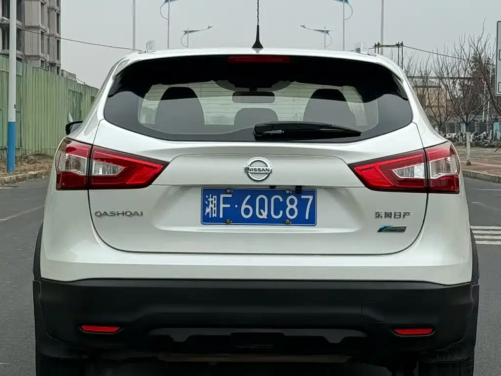Nissan Nissan Qashqai 2017 2.0L CVT Elite Edition China V 2017 - thumbnail 5