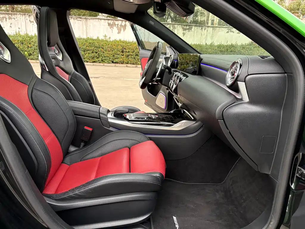 Mercedes-Benz Mercedes-Benz A-Class AMG A 45 4MATIC+ 2021 - thumbnail 10