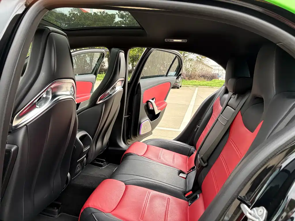 Mercedes-Benz Mercedes-Benz A-Class AMG A 45 4MATIC+ 2021 - thumbnail 12