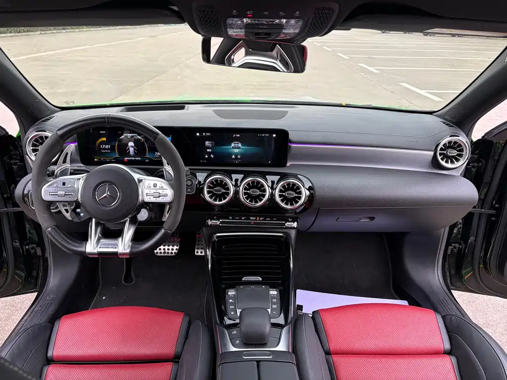Mercedes-Benz Mercedes-Benz A-Class AMG A 45 4MATIC+ 2021 - thumbnail 15