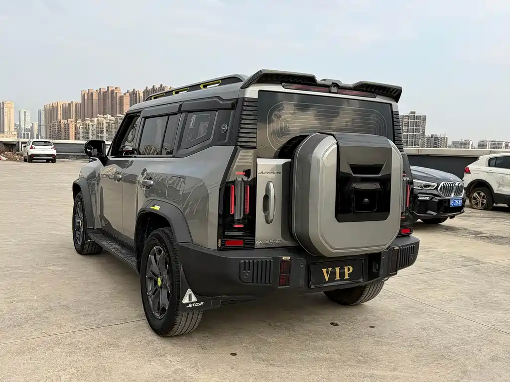 Jetour Jetour Traveler 2024 2.0T AWD Cross PRO Entertainment Edition 2024 - thumbnail 18