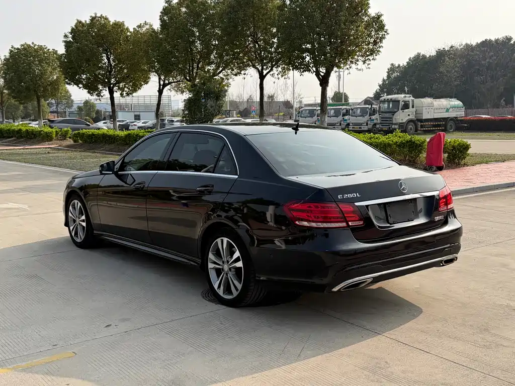 Mercedes-Benz Mercedes-Benz E-Class 2015 E 260 L Sport 2014 - thumbnail 5