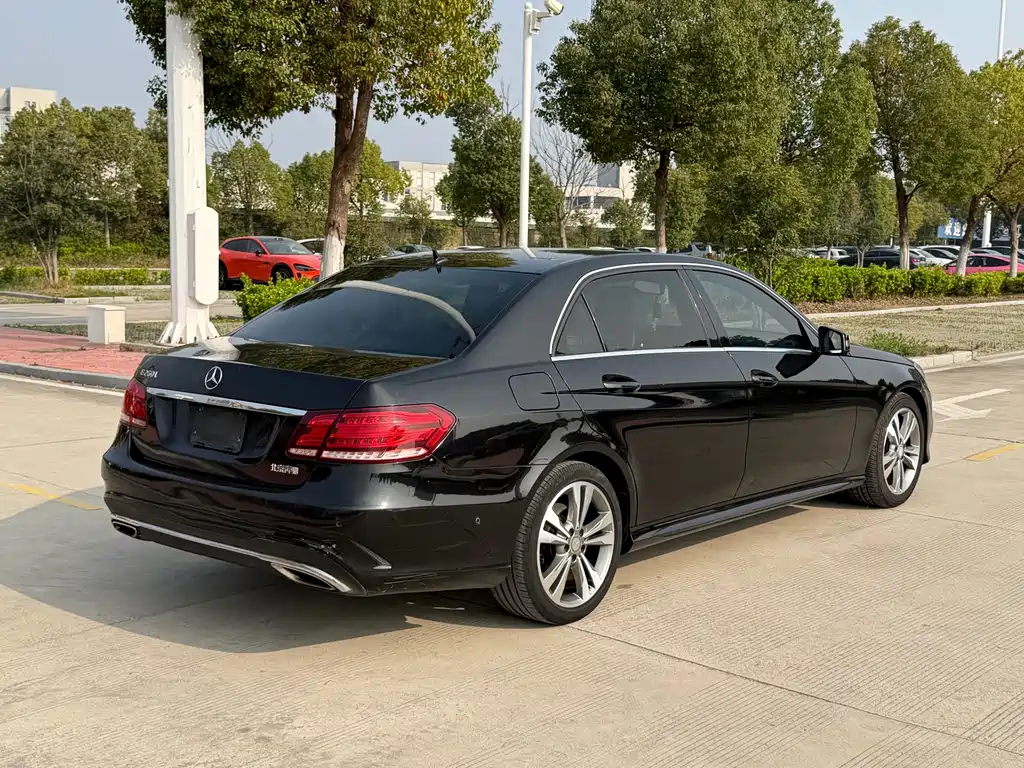 Mercedes-Benz Mercedes-Benz E-Class 2015 E 260 L Sport 2014 - thumbnail 7