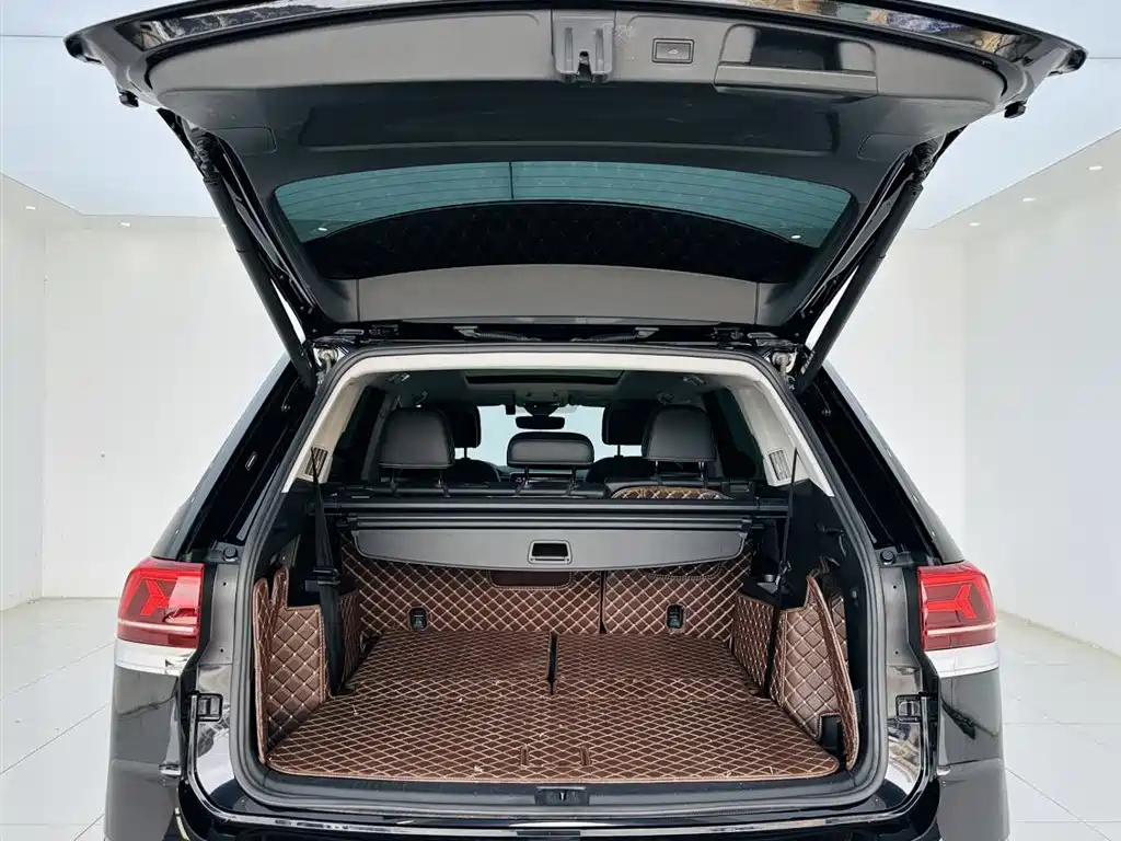 Volkswagen Teramont 2023 380TSI 4Motion Luxury Plus Edition 2023 - thumbnail 24