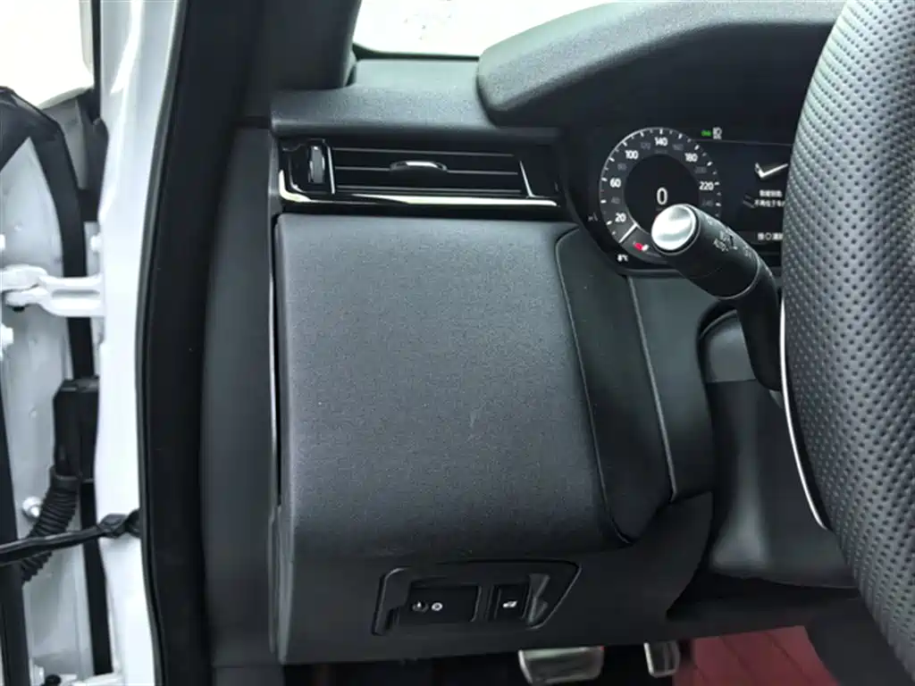 Land Rover Range Rover Sport 2024 Dynamic SE 2025 - thumbnail 14