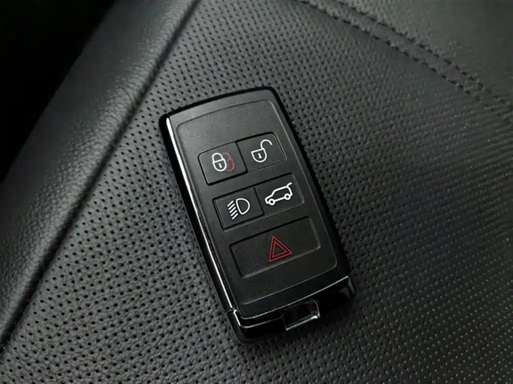 Land Rover Range Rover Sport 2024 Dynamic SE 2025 - thumbnail 27