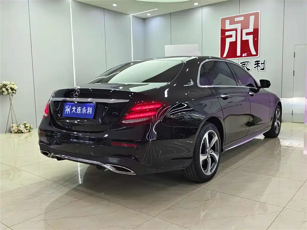 Mercedes-Benz Mercedes-Benz E-Class 2019 Model Year Facelift E 300 L Sport Fashion Edition 2019 - thumbnail 6