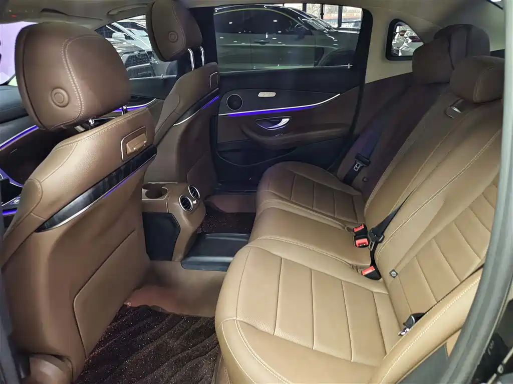 Mercedes-Benz Mercedes-Benz E-Class 2019 Model Year Facelift E 300 L Sport Fashion Edition 2019 - thumbnail 11