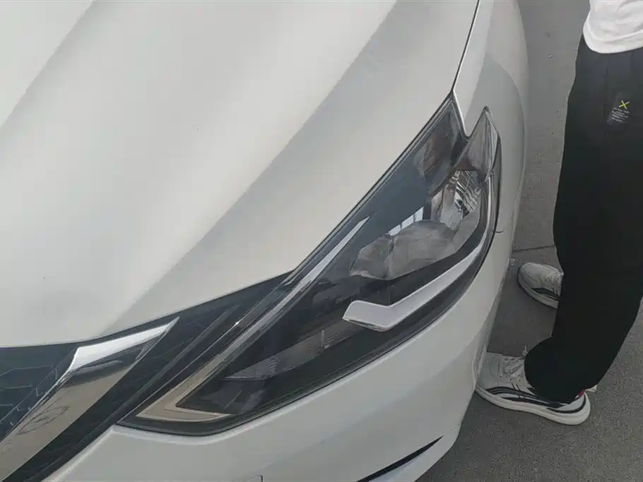 Nissan Nissan Sylphy 2022 Classic 1.6XE CVT Comfort Edition 2022 - thumbnail 5
