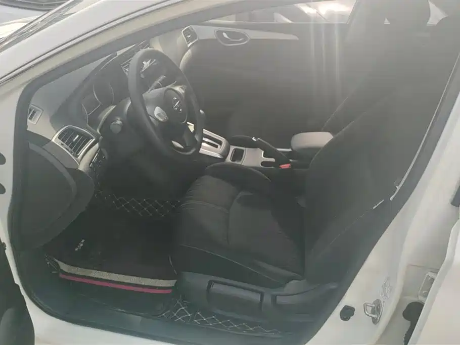 Nissan Nissan Sylphy 2022 Classic 1.6XE CVT Comfort Edition 2022 - thumbnail 9