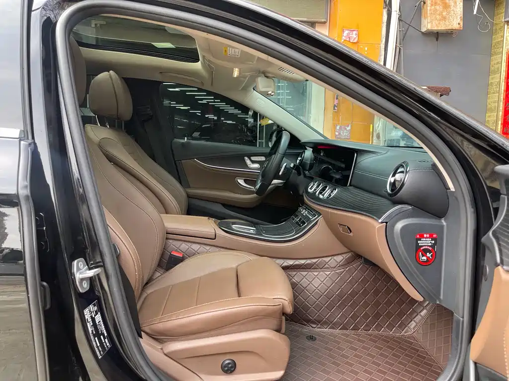 Mercedes-Benz Mercedes-Benz E-Class 2020 E 260 L Sport 2020 - thumbnail 8