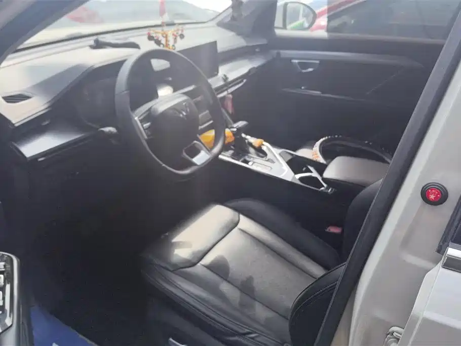 Wuling Motors Wuling Xingchen 2021 1.5T CVT Starlight Edition 2021 - thumbnail 8