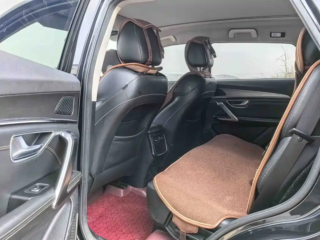 Jetour Jetour X70 Plus 2021 1.5T DCT Fire 5-seater 2021 - thumbnail 6