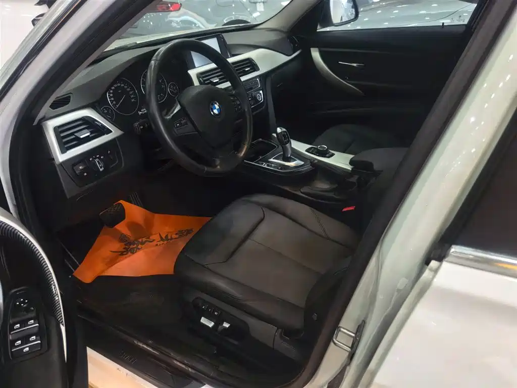BMW BMW 3 Series 2016 320Li M Sport 2015 - thumbnail 5