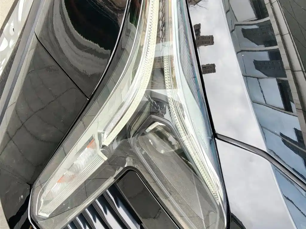 Cadillac Cadillac XT4 2018 28T FWD Technology Edition 2019 - thumbnail 19