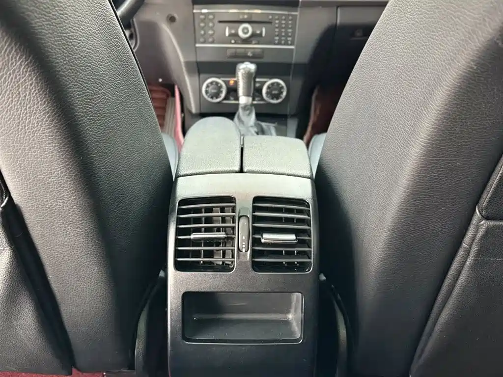 Mercedes-Benz Mercedes-Benz GLK-Class 2011 GLK 300 4MATIC Luxury Edition 2011 - thumbnail 20